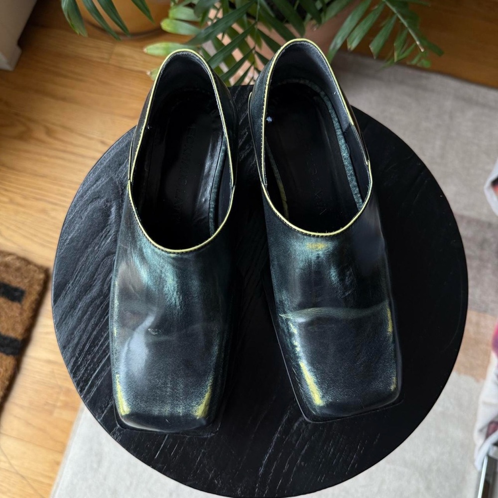 Eckhaus Latta green patent & leather mules & clogs size women's US 7